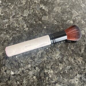 Lily Lolo Makeup Brush